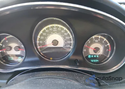 2013 Chrysler 200 Touring из США, поврежденный, VIN 1C3BCBEB7DN716381